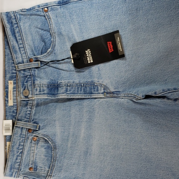 Levis Ribcage High Rise Bootcut Light Wash Button Fly sz 32 - Picture 3 of 13